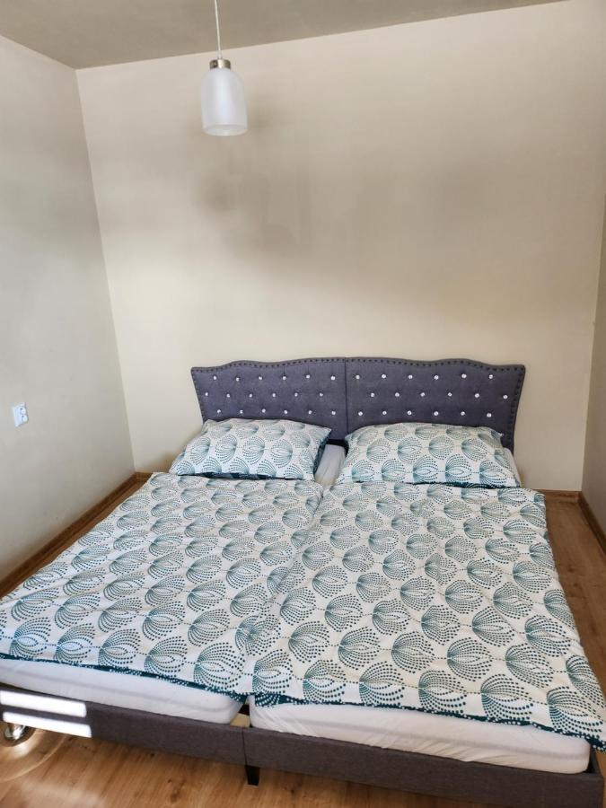 Apartman Greenside Michalovce Bagian luar foto